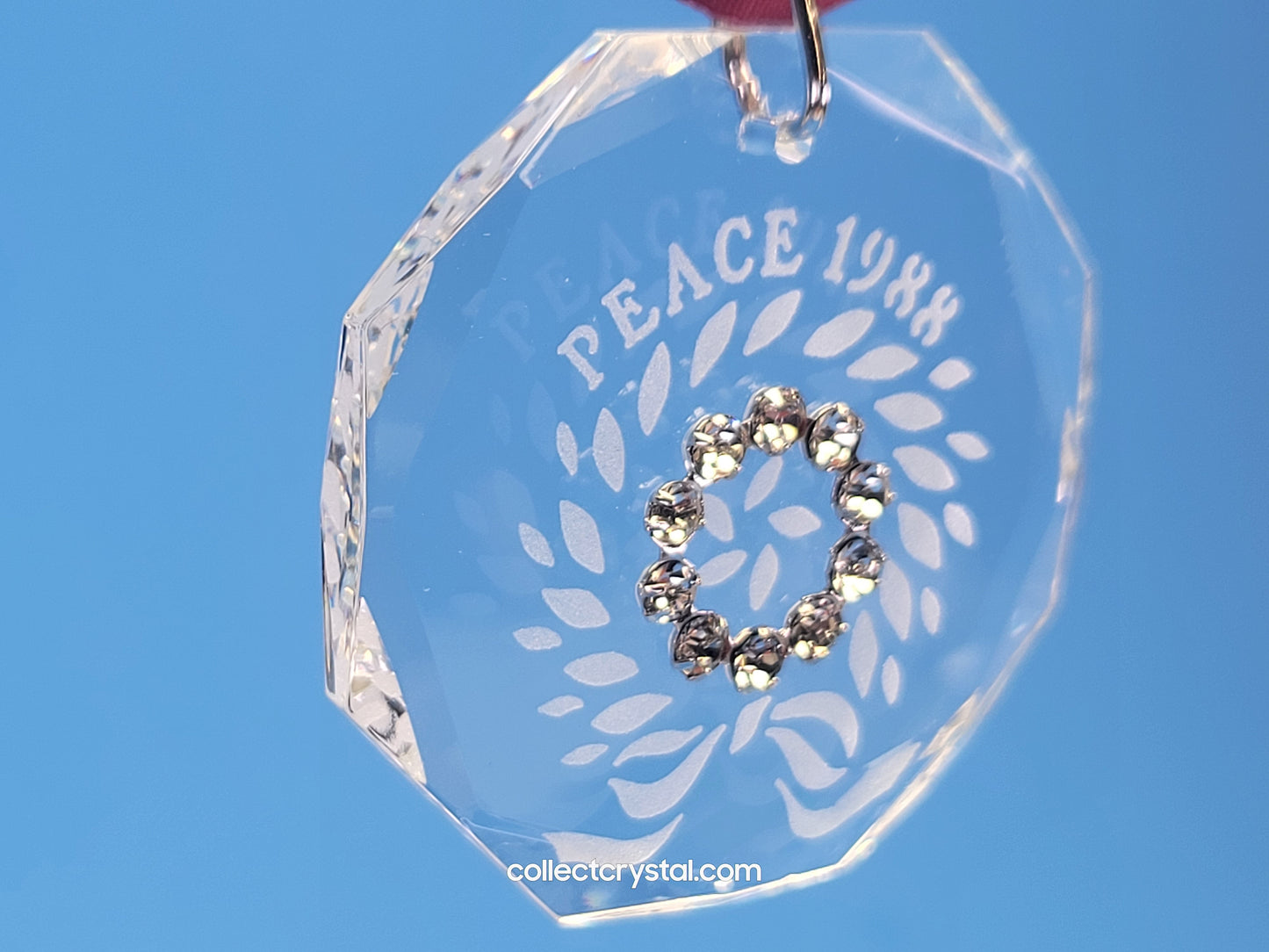 1988 Giftware Suite Peace Ornament in Box 92318 / S01988