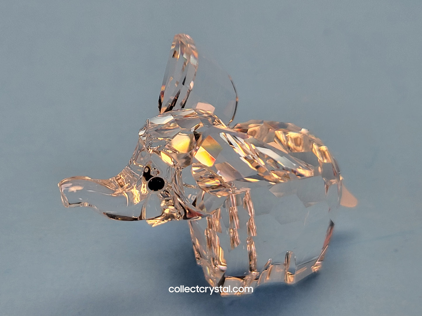 SWAROVSKI ELEPHANT LARGE with frosted tail 015169