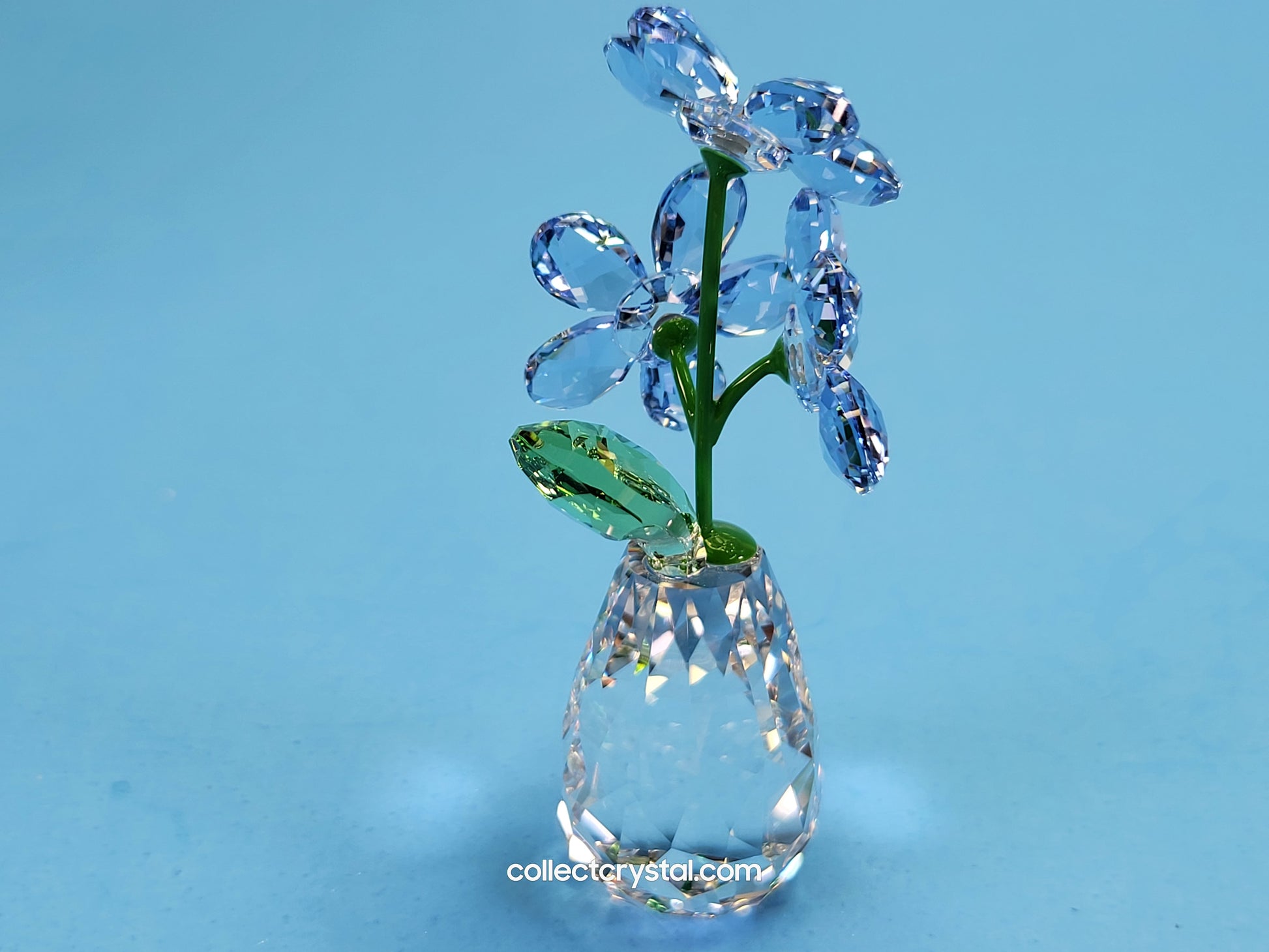 Swarovski Crystal Forget-Me-Not Blue Flowers w/ Silver Leaves in Crystal  Vase