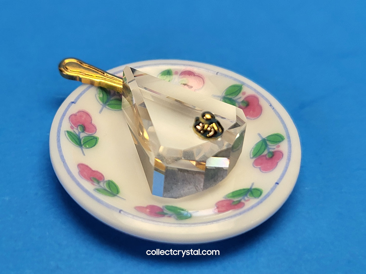 CRYSTAL MEMORIES – PIECE OF CAKE GOLD 174106 doll house