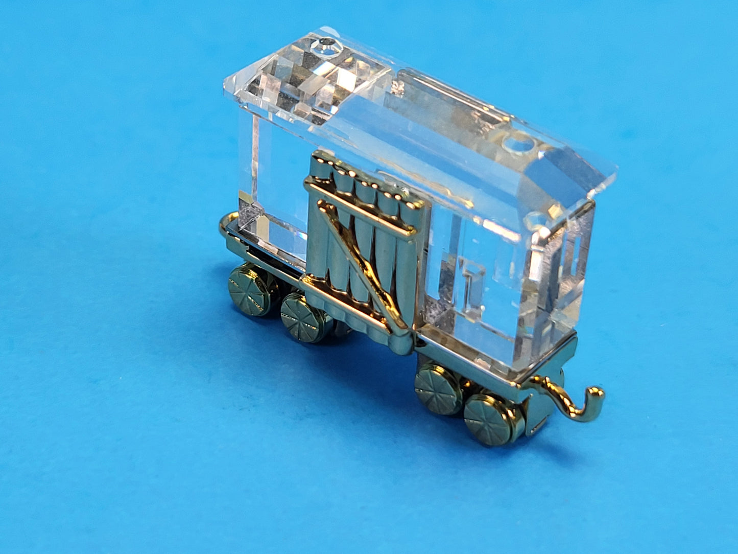 CRYSTAL MEMORIES – TRAIN FREIGHT CAR GOLD 219194