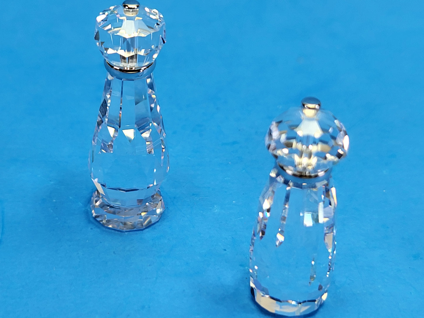 CRYSTAL MEMORIES – SALT AND PEPPER MILL RHODIUM 665053