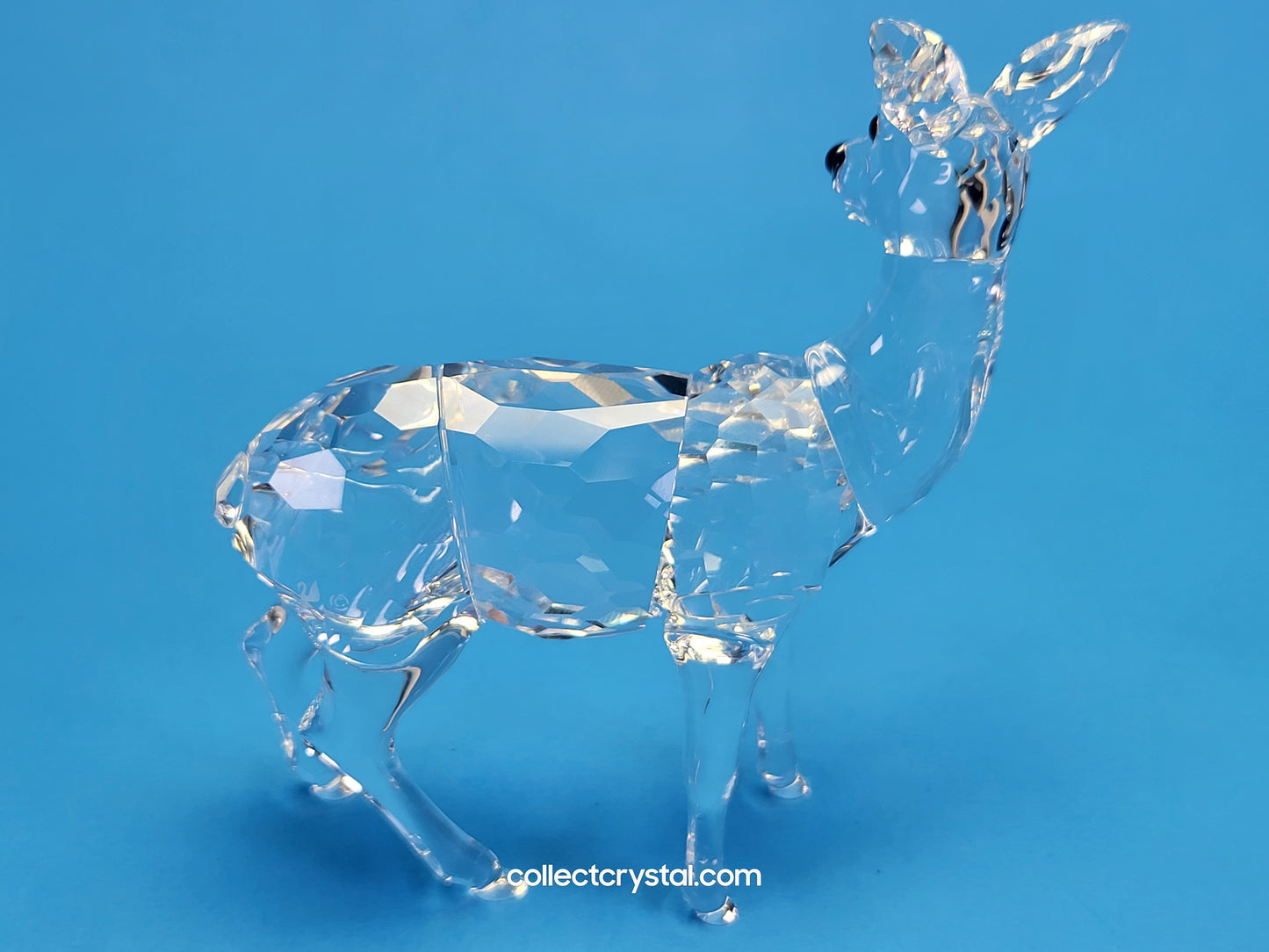 Swarovski Crystal Standing Doe Deer Rare Encounters - 247963 or 7608 000 003