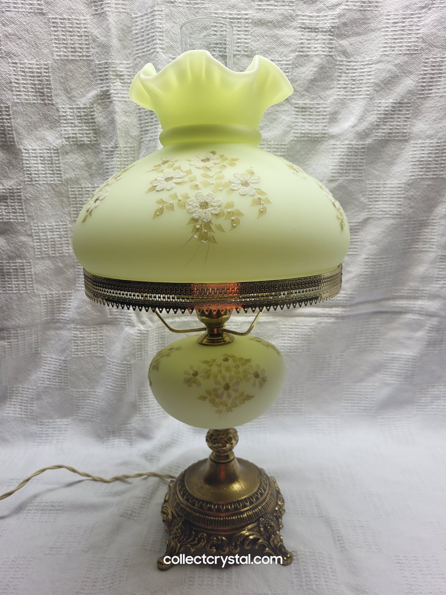 Fenton Student Lamp HAND PAINTED signed Mackey CUSTARD URANIUM WHITE DAISIES