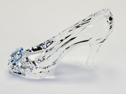 Cinderellas Glass slipper Figurine in Austrian Crystal from the 2015 DISNEY Movie  5035515