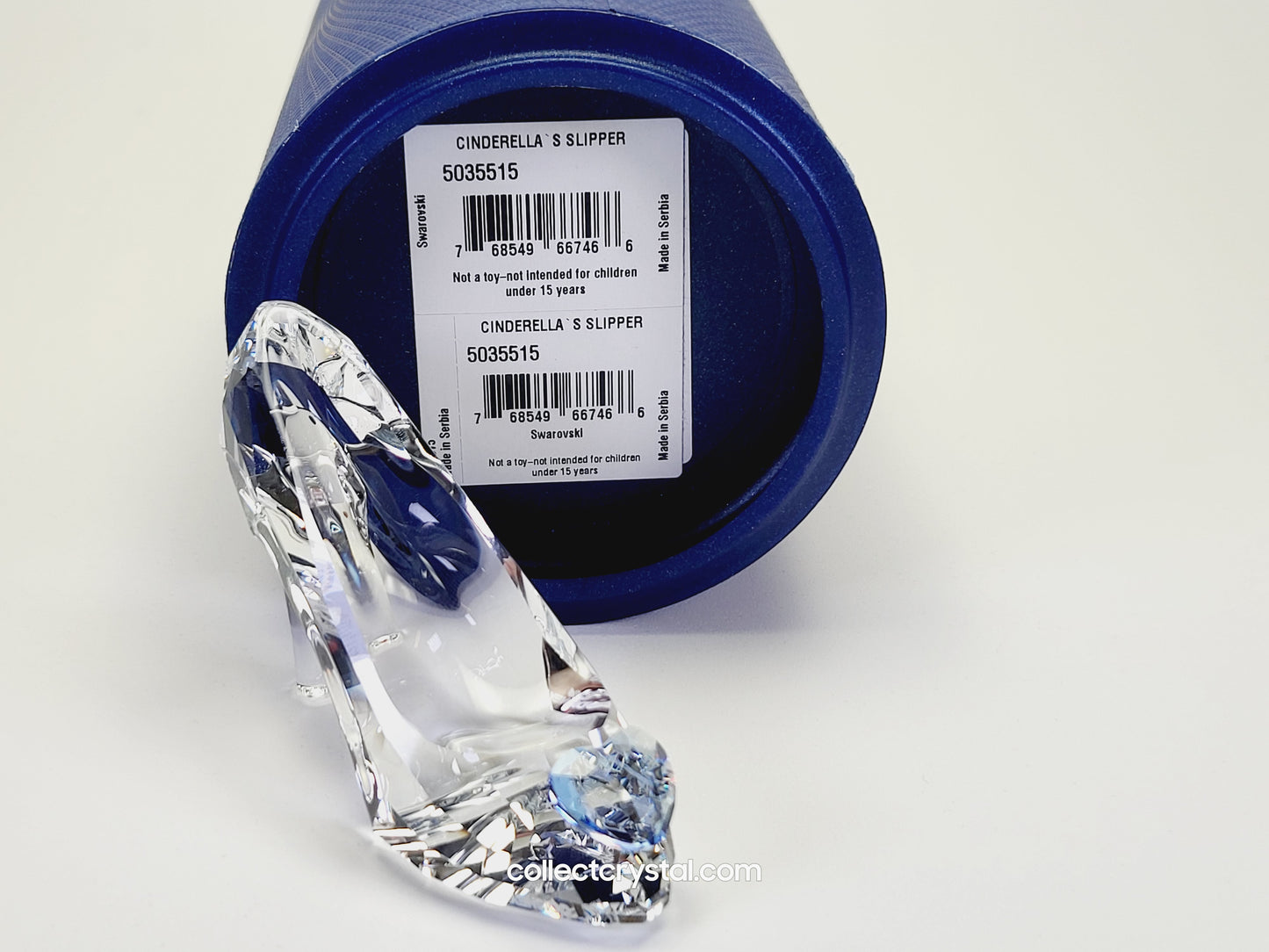 Cinderellas Glass slipper Figurine in Austrian Crystal from the 2015 DISNEY Movie  5035515